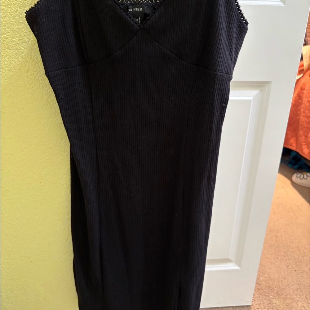 Forever 21 Black Ribbed Midi Dress